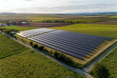 Abraçant el sol: un viatge a la tecnologia de l'energia solar