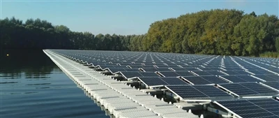 Alemanya presenta el sistema d'energia fotovoltaica flotant més gran a Baden-...