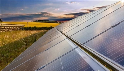 France completa la novena ronda de licitació fotovoltaica del terrat, atorgan...