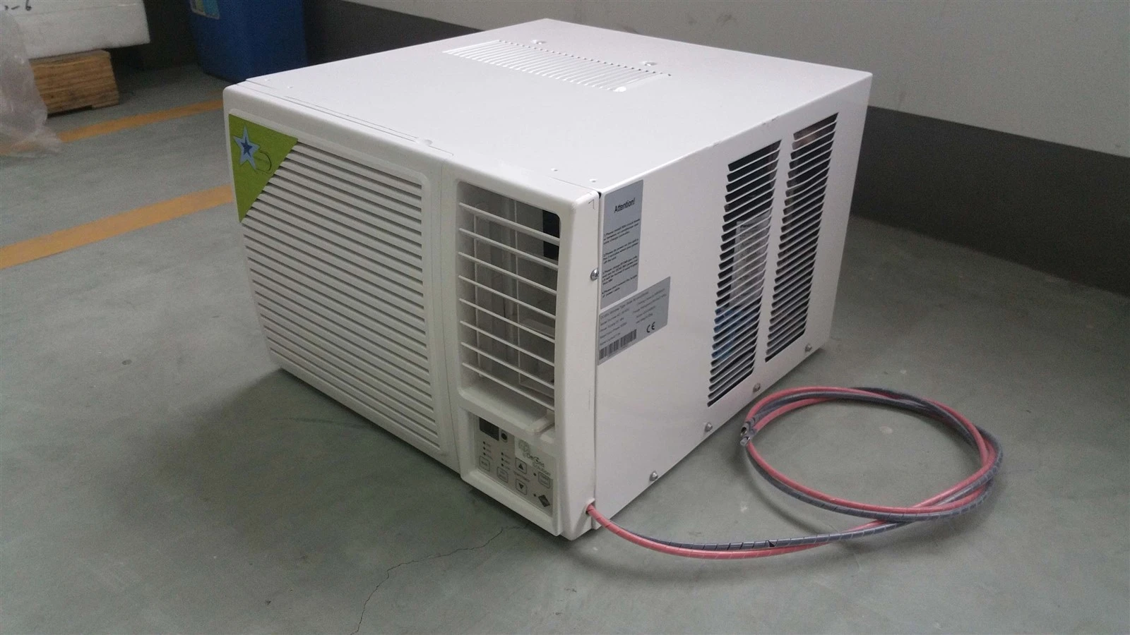 Window type solar air conditioner Window type solar air conditioner